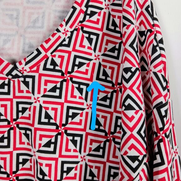 Liz Claiborne XXL womens Pullover Black Red Logo NWT - Picture 14 of 15